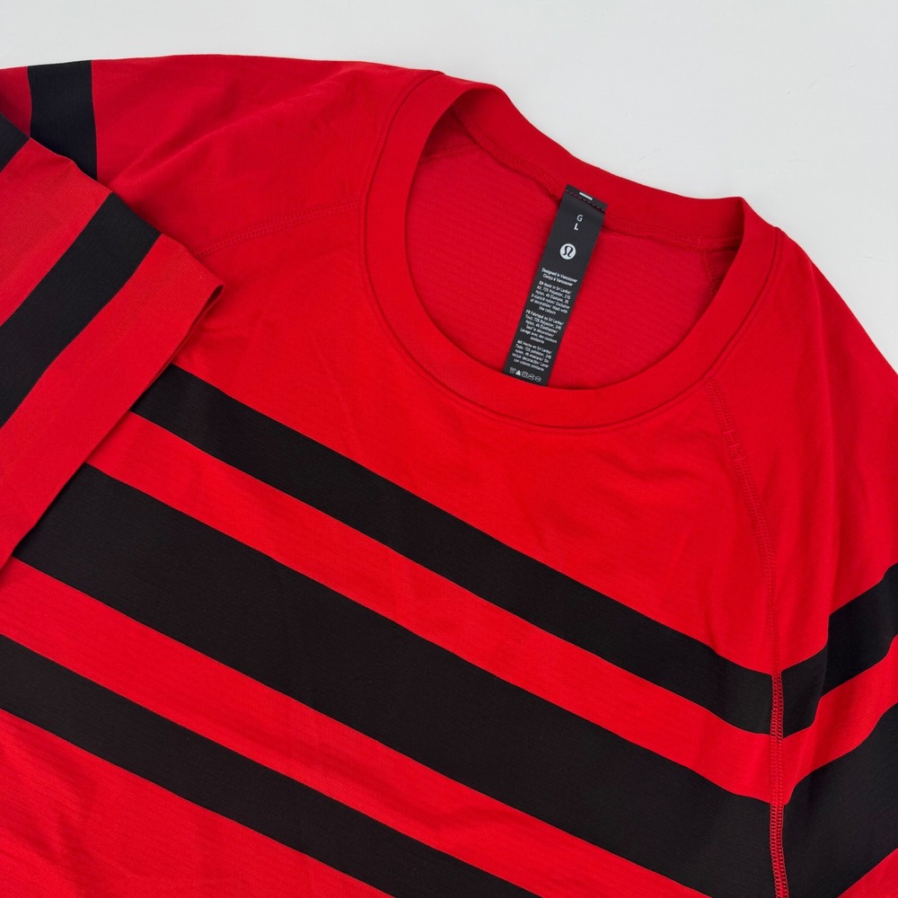 Lululemon Mens Metal Vent Tech Short Sleeve Red Black Striped Slim Fit Shirt L